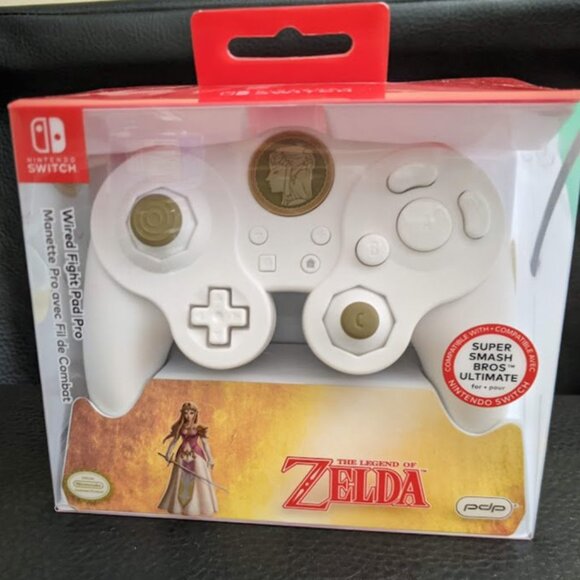Zelda Wired Fight Pad Pro Controller NEW - Picture 2 of 4